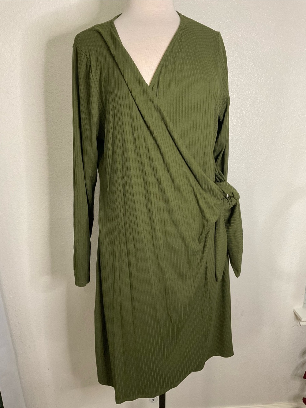 Socialite Curve 2X Olive Green Ribbed Wrap Dress NWT